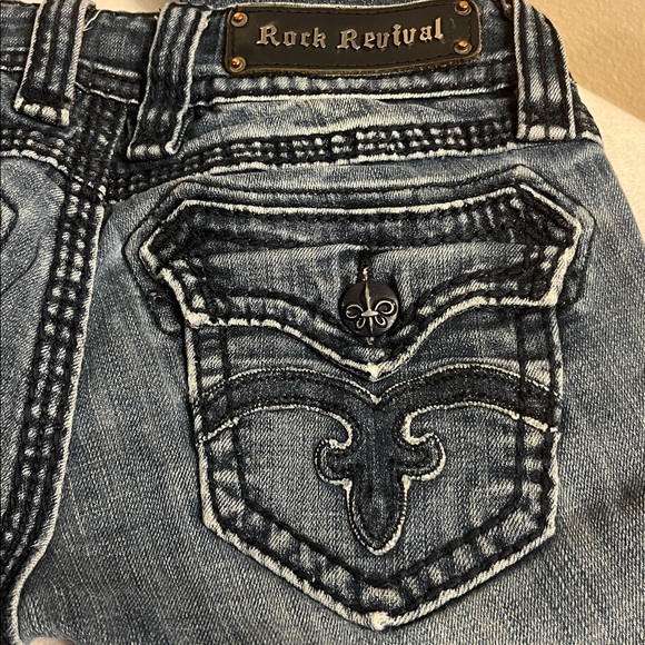 Rock Revival Women's Debbie Straight Embellishdd Jeans Sz 25 - Picture 13 of 15